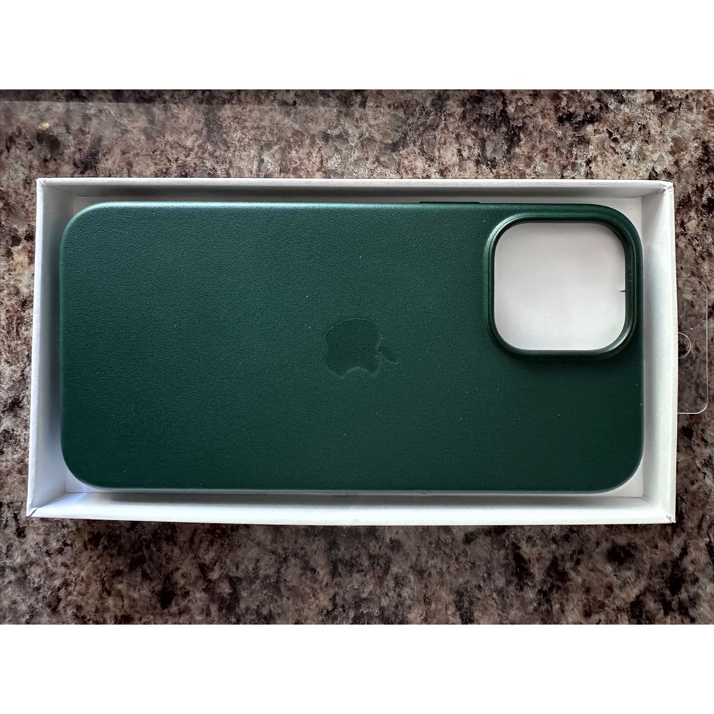 iPhone 13 Pro Max Leather Case, Sequoia Green